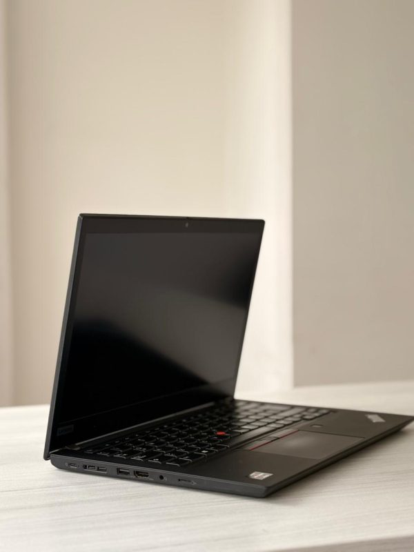 LENOVO PORTATIL THINKPAD T495 RYZEN 7 3000 16 GB 512GB SSD