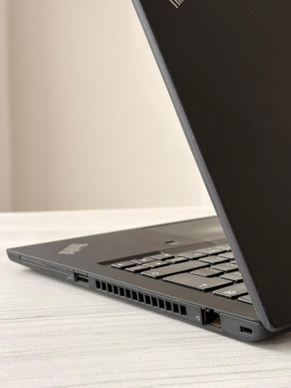 LENOVO PORTATIL THINKPAD T495 RYZEN 7 3000 16 GB 512GB SSD