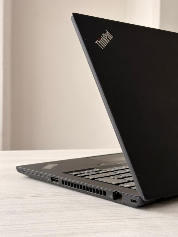 LENOVO PORTATIL THINKPAD T495 RYZEN 7 3000 16 GB 512GB SSD